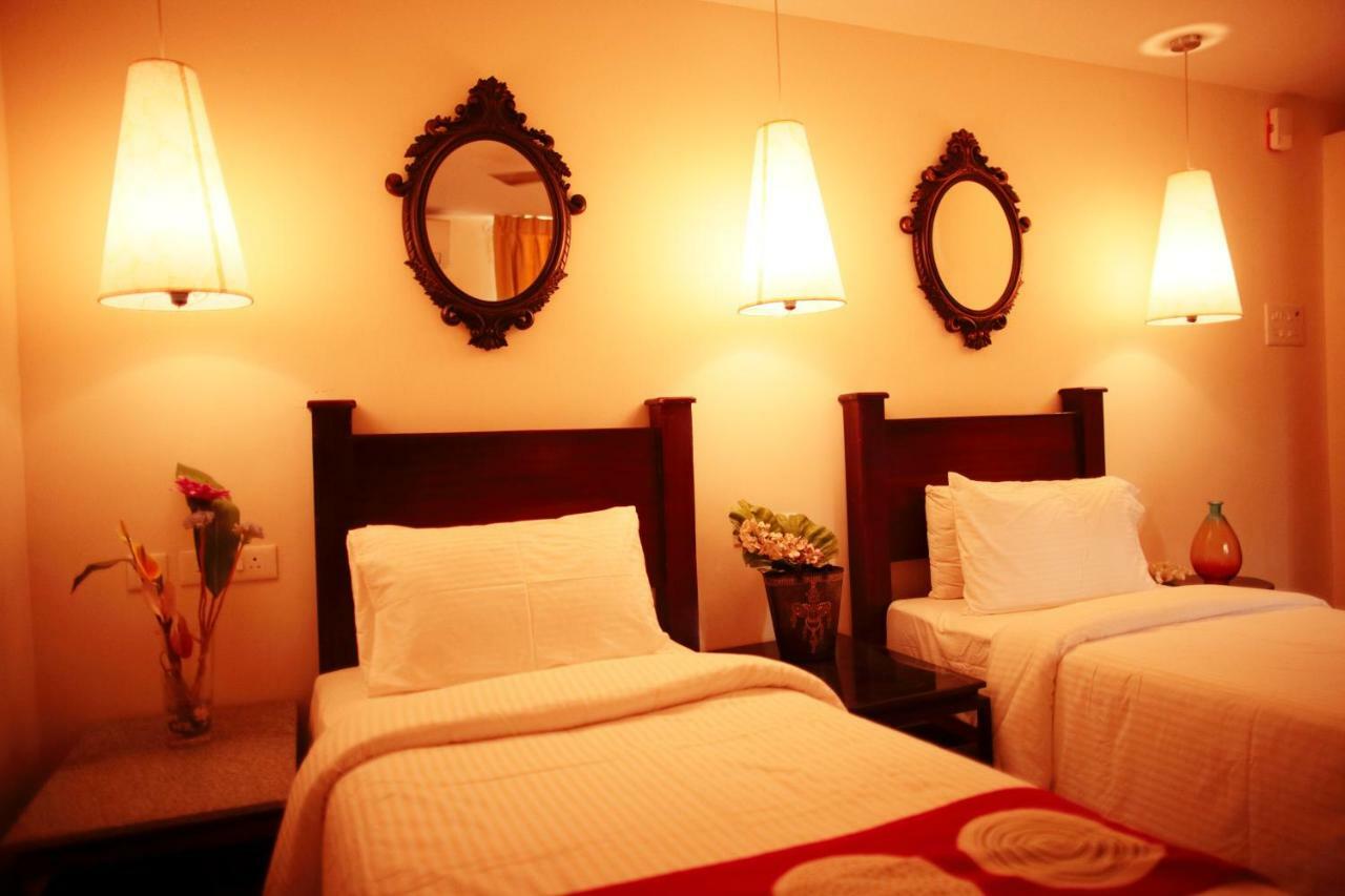 Hotel Highnest Singapperumalkovil Kültér fotó