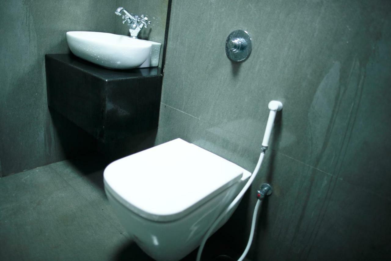Hotel Highnest Singapperumalkovil Kültér fotó